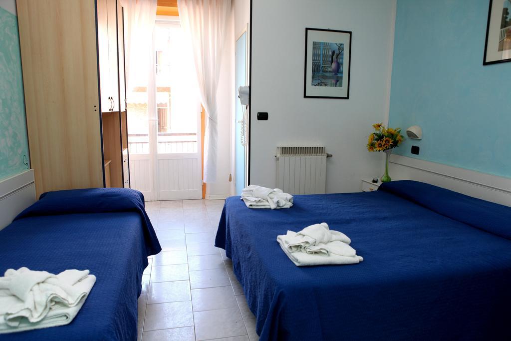 Hotel Saxon Rimini Pokoj fotografie