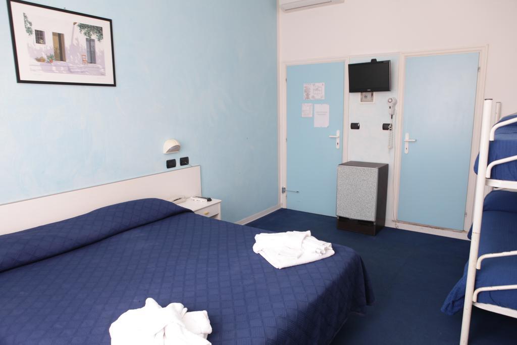 Hotel Saxon Rimini Pokoj fotografie