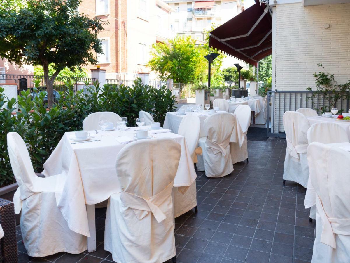 Hotel Saxon Rimini Exteriér fotografie